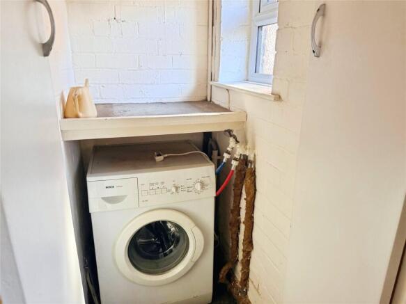 3 bed Semi-Detached for sale Image 12