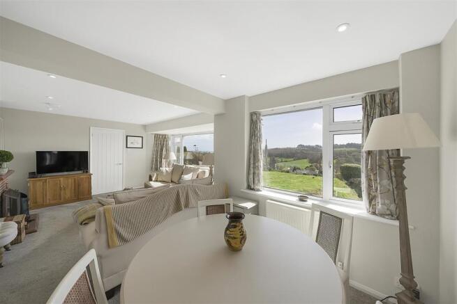 Dining living area.jpg