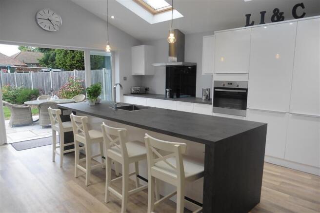 Kitchen 4