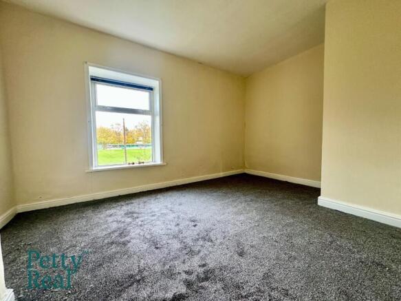 1 bed Terraced for sale Image 5