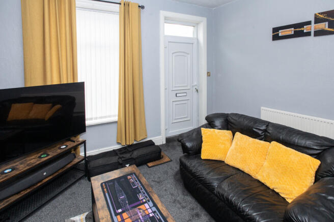 2 bed Terraced for sale Image 4