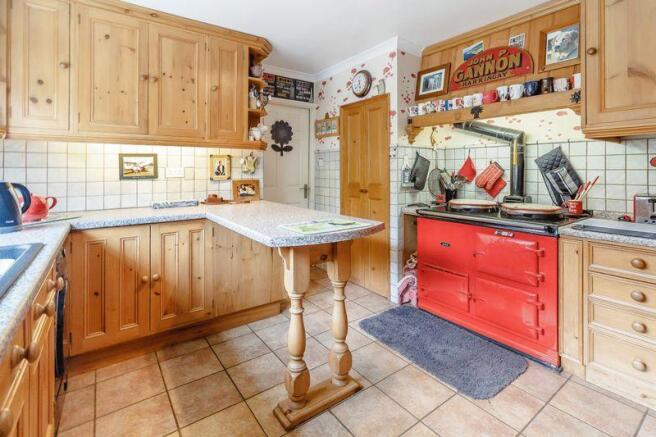 Kitchen/breakf...