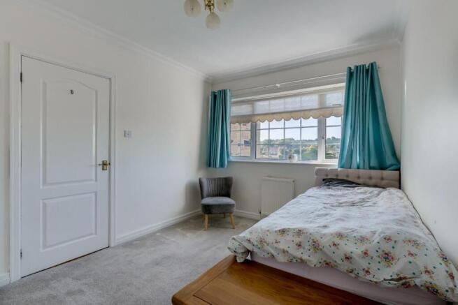 3 bed Town House for sale Image 8