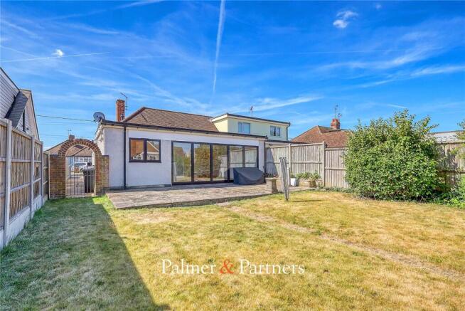 3-bed house on Erick Avenue, Broomfield, Chelmsford, Essex, CM1, £450,000