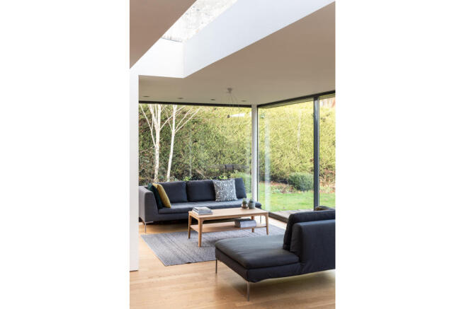 Glass House (7).jpg