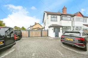 4, Berwick Drive, Liverpool L23 7UH
