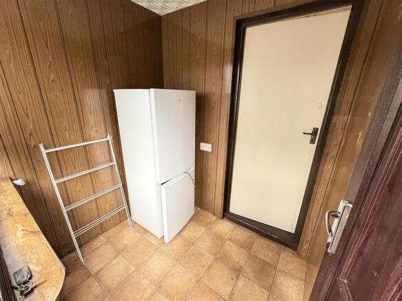 2 bed Semi-Detached for sale Image 5