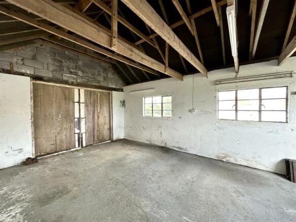 Detached Garage / Workshop