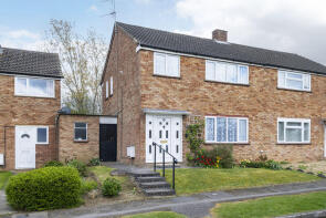 48, Middlesex Drive, Bletchley MK3 7EU
