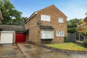 18, Garden Field, Chelmsford CM3 2LQ