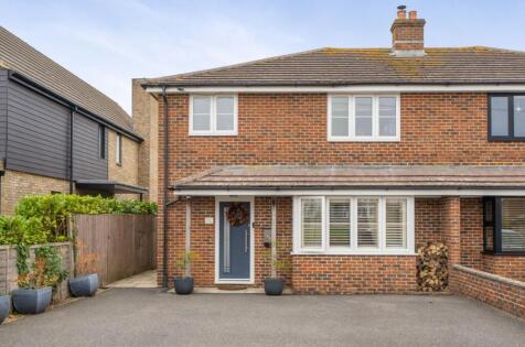 Shopwhyke Road, Chichester, PO20