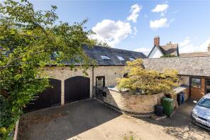 2, College Farm Court, Cambridge CB23 7AL
