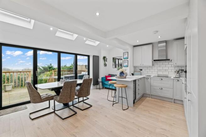 Thirlmere Close, Frodsham, WA6 photo 2