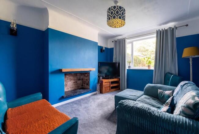 27 Knowsley Road,...