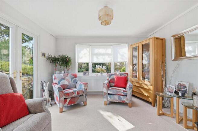 1 bed Detached for sale Image 7