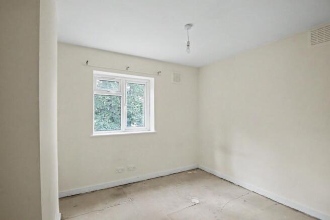First & Second Floor Flat, 27 Carnarvon Road, London E15 4JW