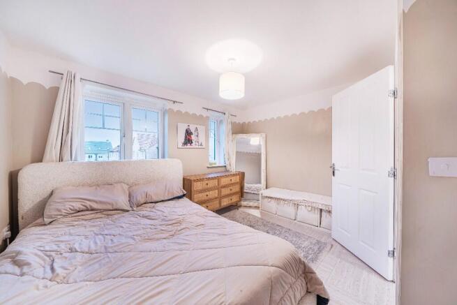 3 bed Terraced for sale Image 7