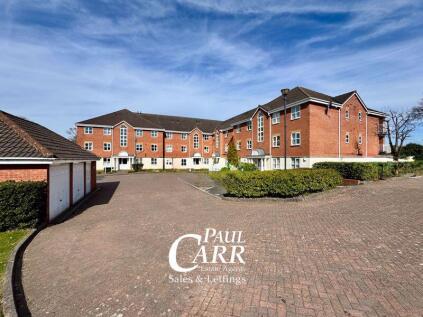 Flat 3, 40 Wyndley Close, Four Oaks, Sutton Coldfield, B74 4JD