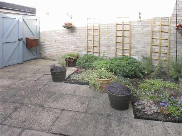 Courtyard Garden
