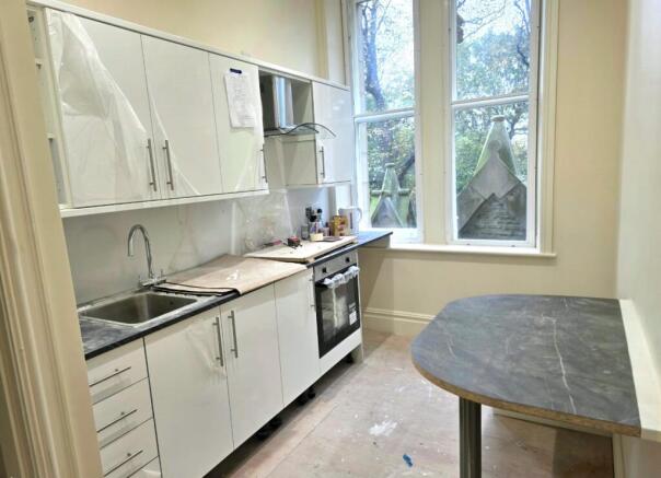 1a Ellerslie - kitchen