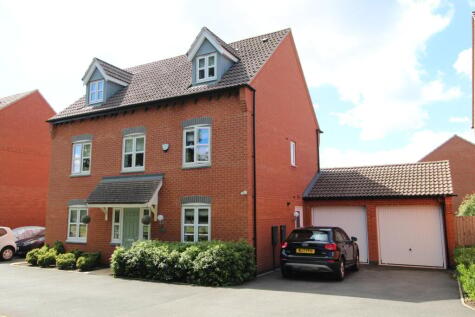Leaders Way, Lutterworth, LE17