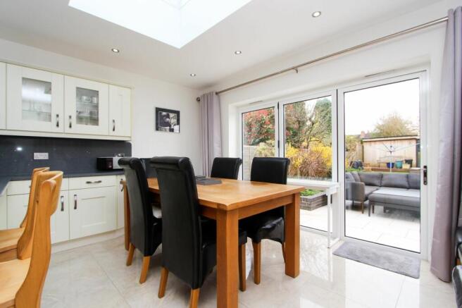 Kitchen/Breakfast Room