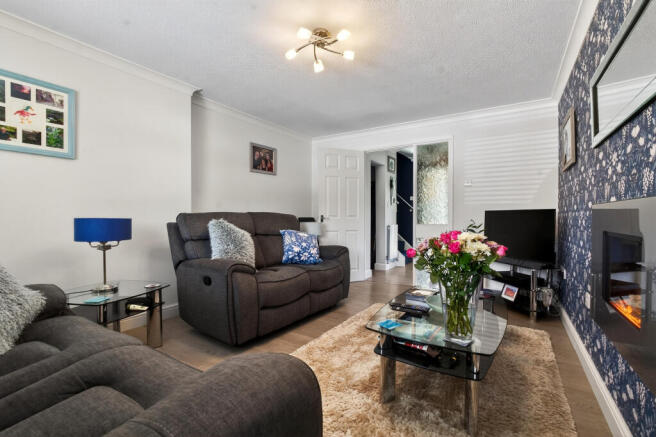 Living Room (2)