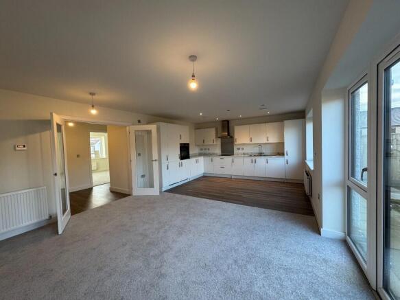 3 bed Semi-Detached Bungalow for sale Image 4