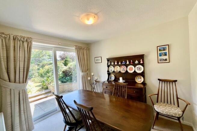 4 bed Detached for sale Image 5
