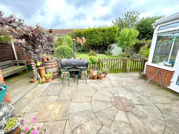 8 Priory Road Pat...