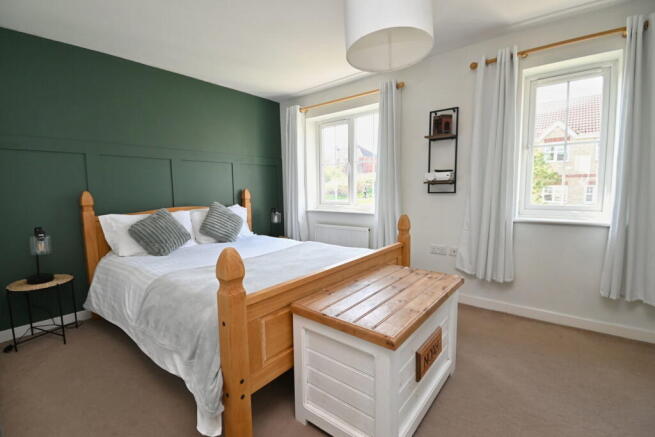 3 bed Town House for sale Image 10