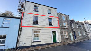 Flat 2, 50, West Street, Tavistock PL19 8JZ