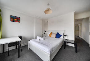 48, St James's Park, Lansdown, Bath BA1 2SX