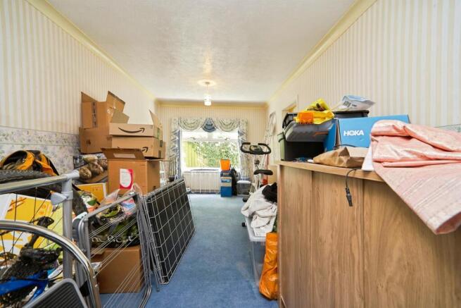 4 bed Detached for sale Image 11