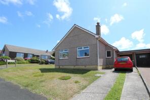8, Farnley Close, Plymouth PL6 6BS