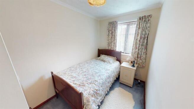 Lakeside Gardens Bedroom