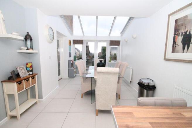 dining area w2