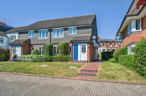 15, Millgate Court, Guildford Road, Farnham GU9 9PP