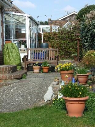 SIDE GARDEN