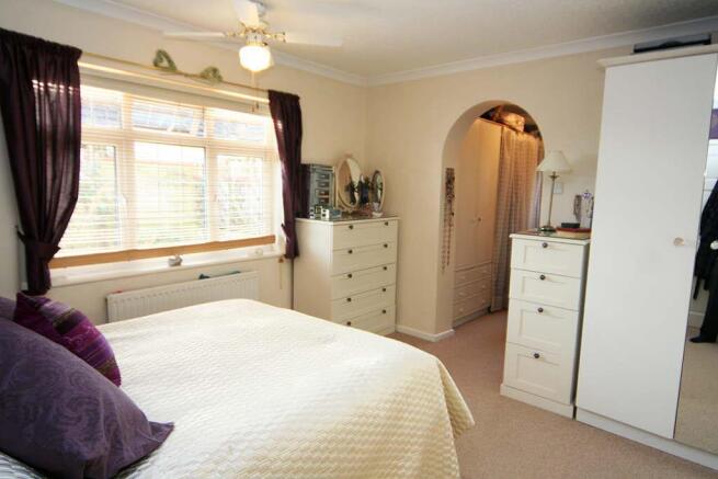 MASTER BEDROOM SUITE