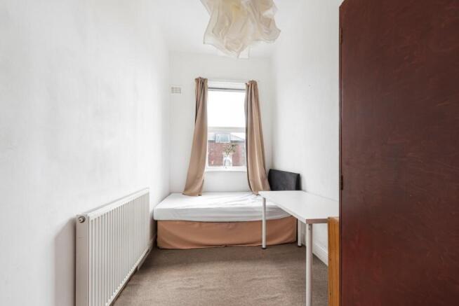 4 bed Terraced for sale Image 11