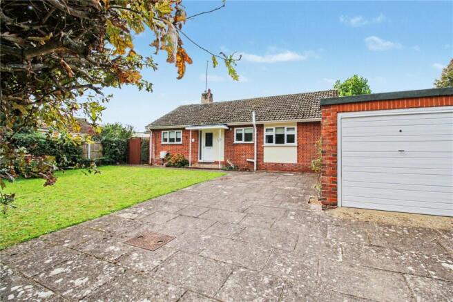 3-bed bungalow on Covert Road, Reydon, Southwold, Suffolk, IP18, £425,000