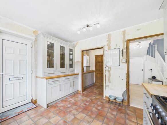 4 bed Detached for sale Image 12