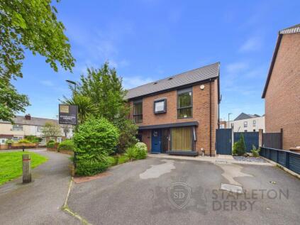 St. Ann Place, Rainhill, L35