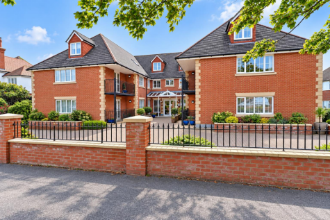Cooden Drive, Bexhill-On-Sea