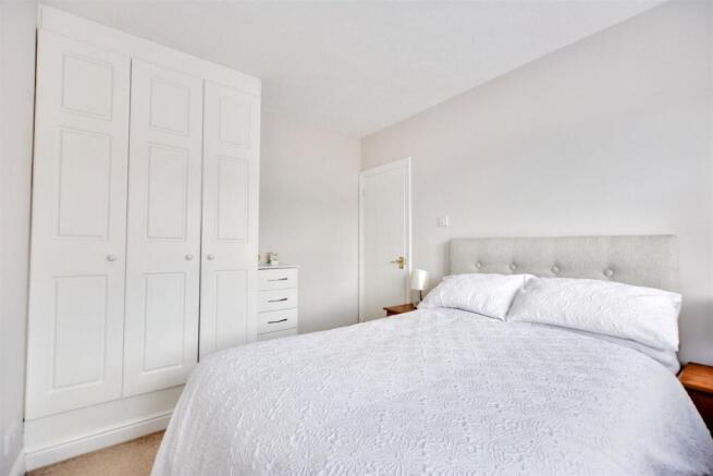 Bedroom 1_2.jpeg