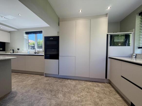 Marlborough Drive, Walton-Le-Dale, Preston photo 5