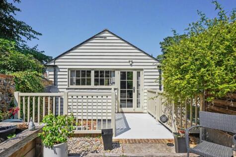 South Road, Faversham, Kent, ME13 7LY