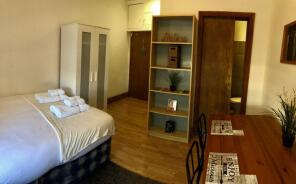 125, Aldersgate Street, London EC1A 4JQ