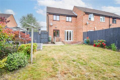 Westfield Way, Newbury, Berkshire, RG14
